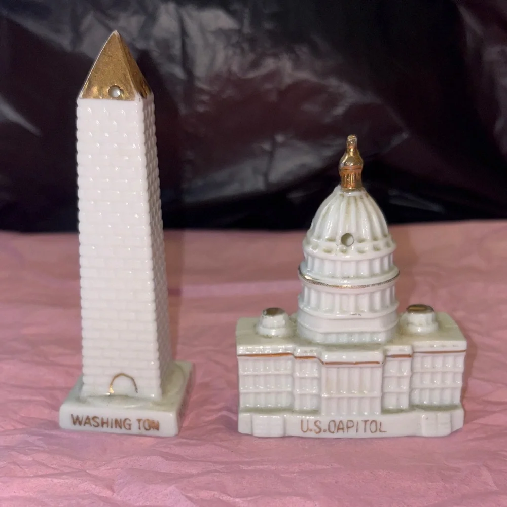White Ceramic Washington Monument & U.S. Capitol Salt Shaker Set Gold Accents